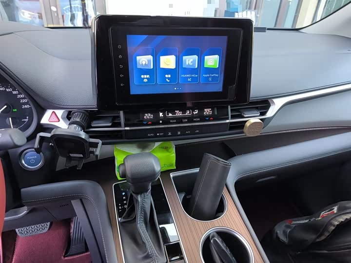 Фото 6 - Toyota Sienna