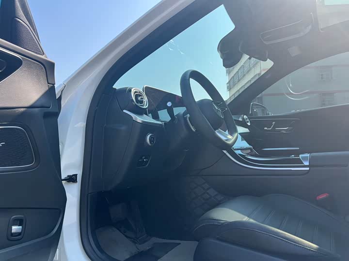 Фото 4 - Mercedes-Benz C-Class