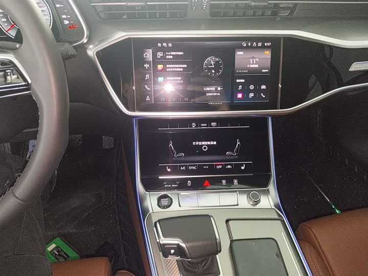 Фото 13 - Audi A6L