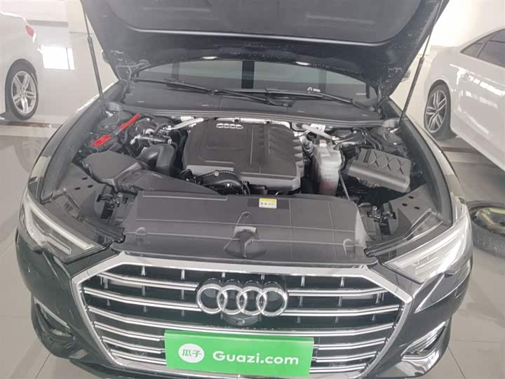 Фото 20 - Audi A6L