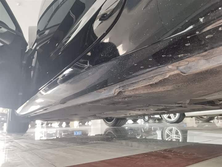 Фото 22 - Audi A6L