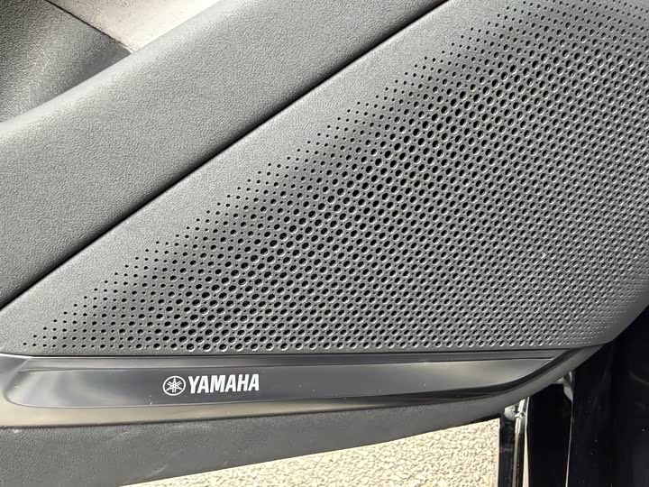 Фото 17 - Zeekr 001