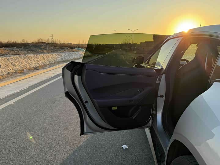 Фото 12 - XPeng P7