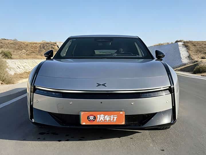 Фото 2 - XPeng P7