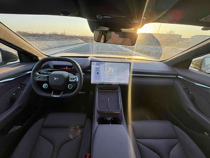 Фото 7 - XPeng P7