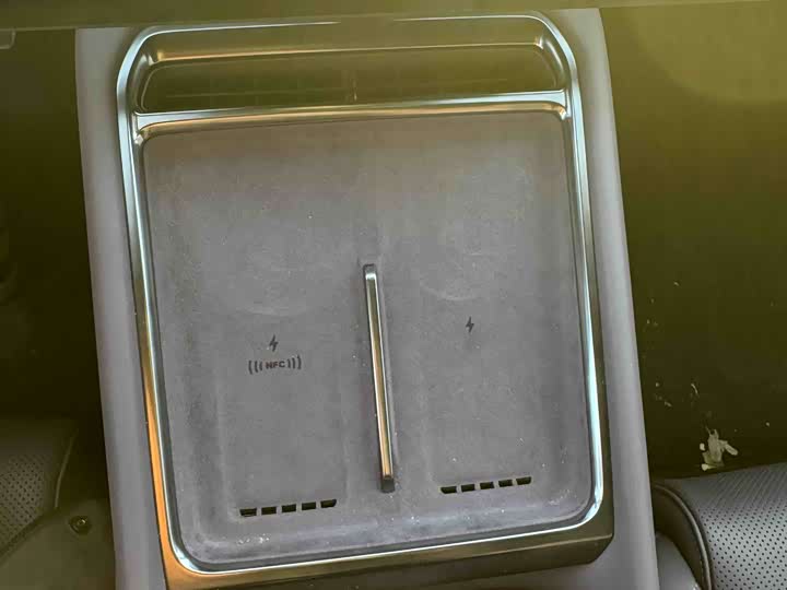 Фото 9 - XPeng P7