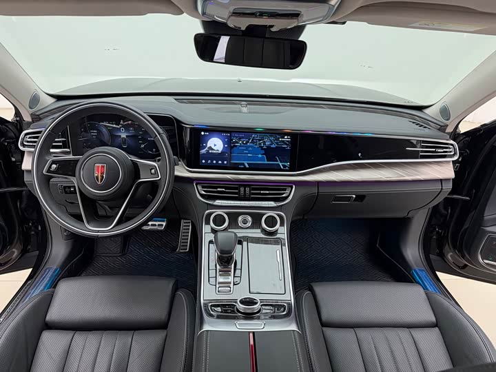 Фото 7 - Hongqi H9