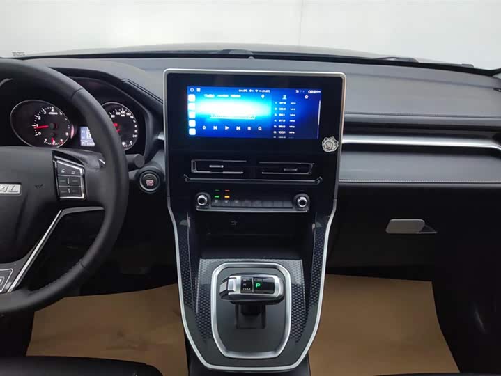 Фото 13 - Haval M6