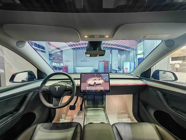 Фото 5 - Tesla Model Y