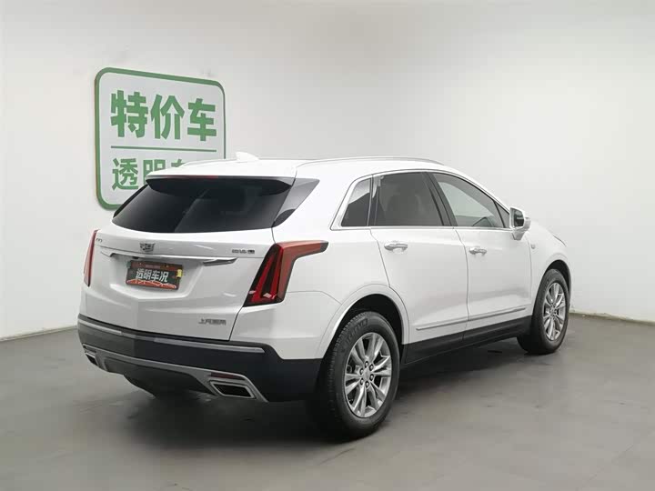 Фото 2 - Cadillac XT5