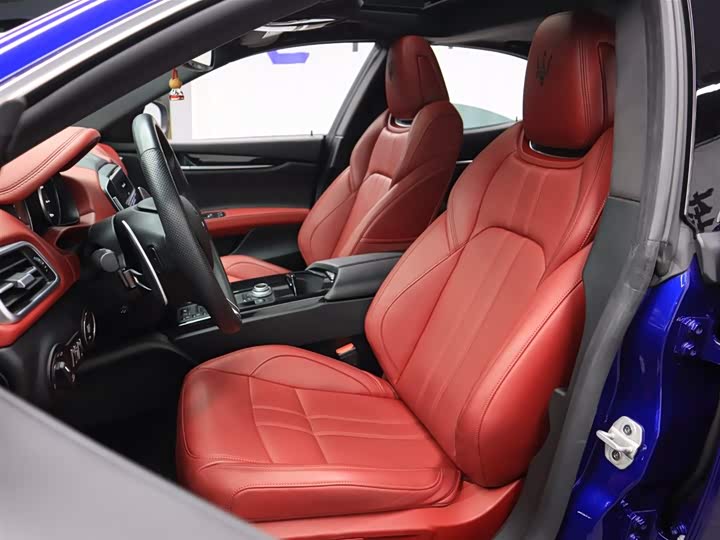 Фото 10 - Maserati Ghibli