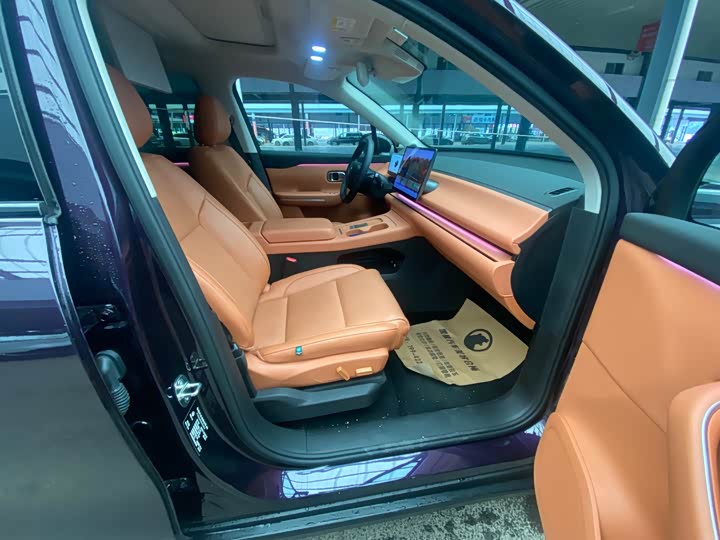 Фото 5 - Leapmotor C16