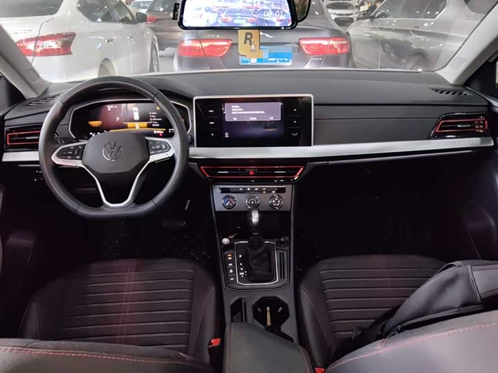 Фото 10 - Volkswagen Lavida