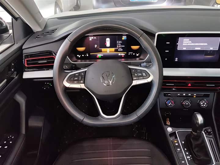 Фото 11 - Volkswagen Lavida