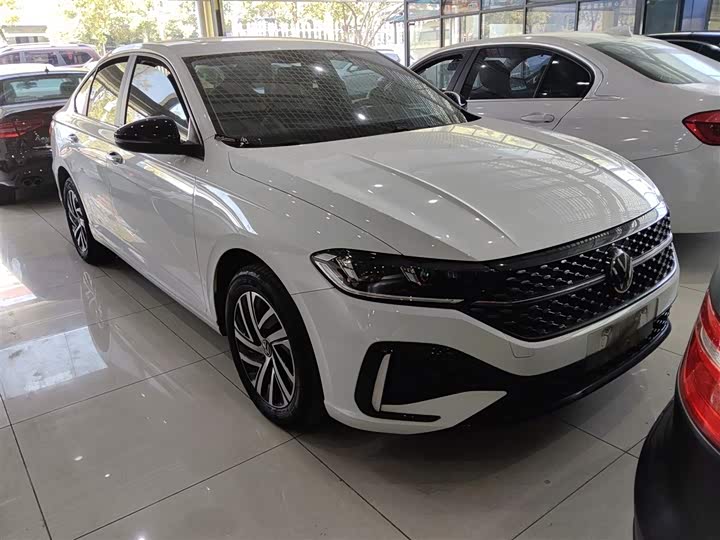 Фото 4 - Volkswagen Lavida