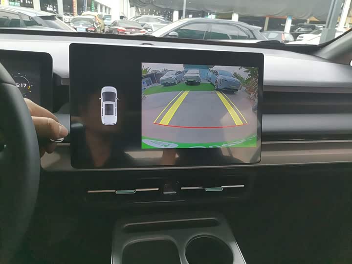 Фото 13 - GAC Aion Y