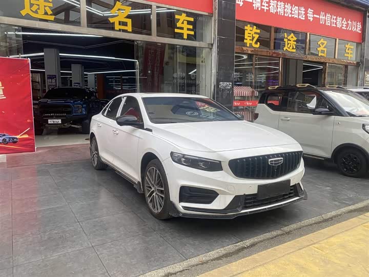 Фото 3 - Geely Preface