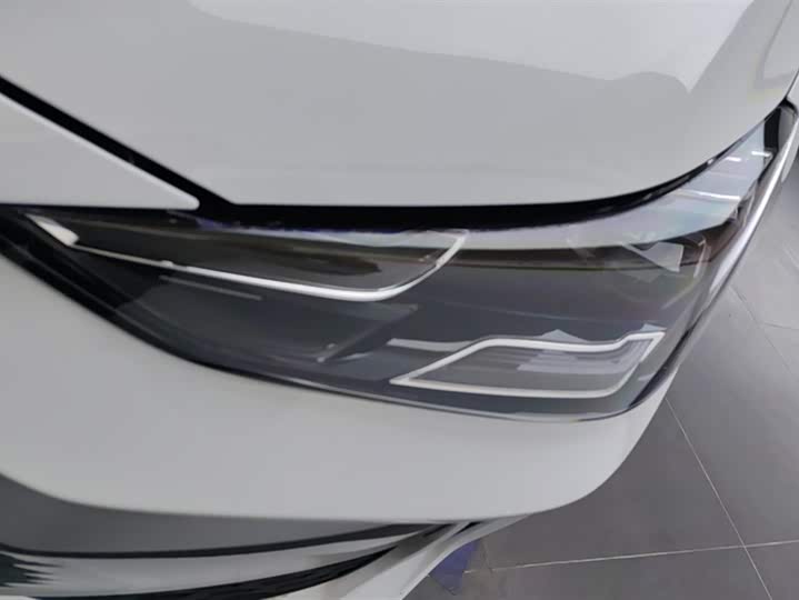 Фото 5 - MG Motor One