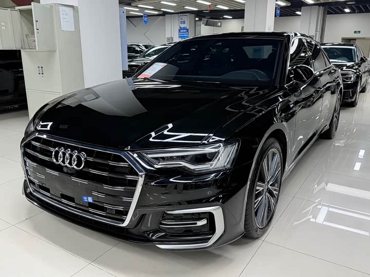 Фото 1 - Audi A6L