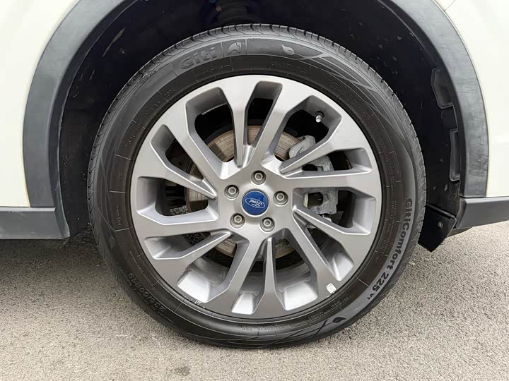 Фото 4 - Ford Equator