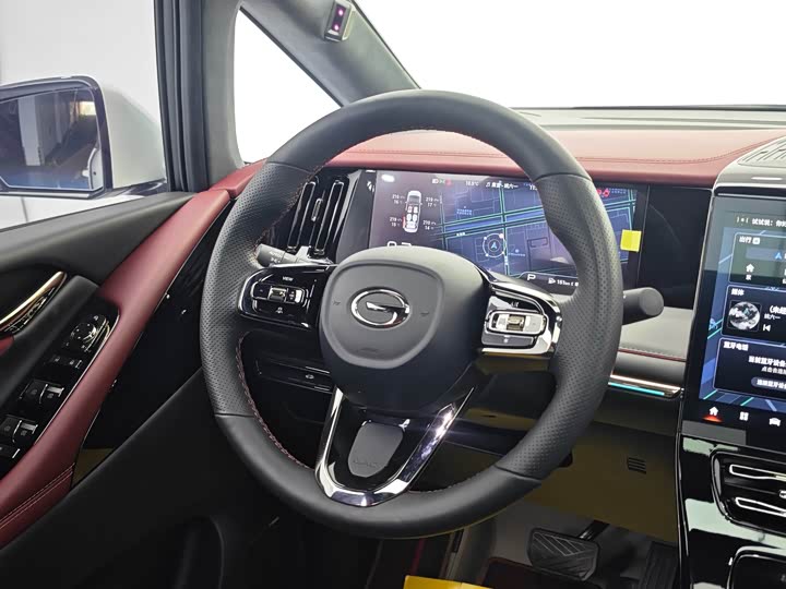 Фото 7 - GAC Trumpchi M8