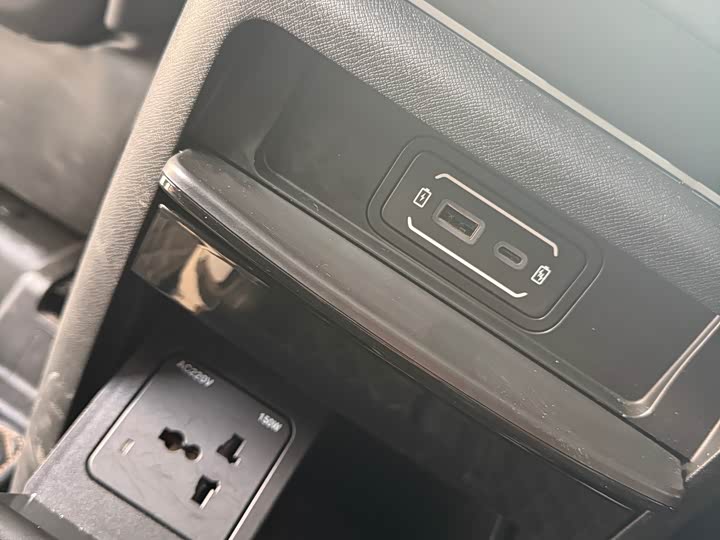 Фото 13 - GAC Trumpchi M8