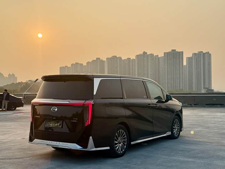 Фото 7 - GAC Trumpchi M8