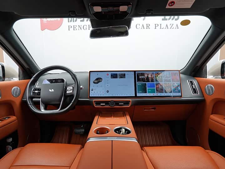 Фото 12 - LiXiang L8