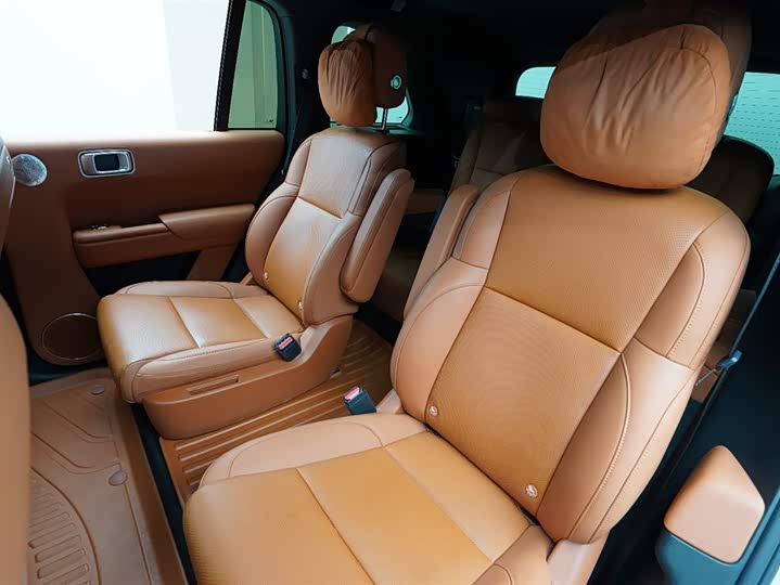 Фото 14 - LiXiang L8