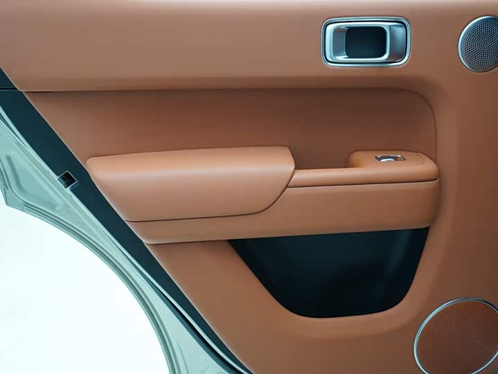 Фото 15 - LiXiang L8