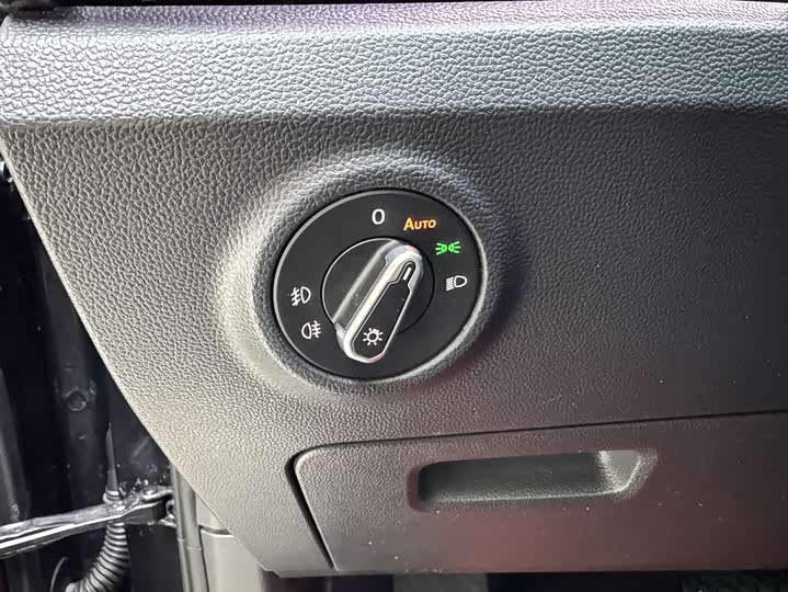 Фото 15 - Volkswagen Tayron