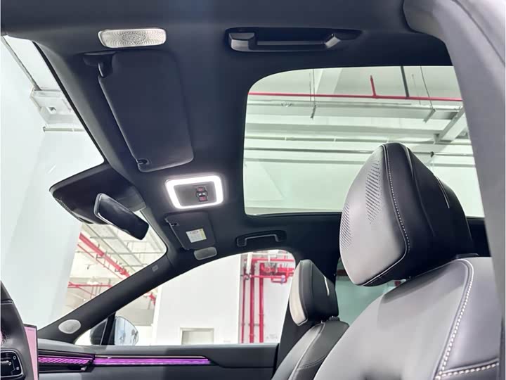 Фото 11 - Zeekr 7X