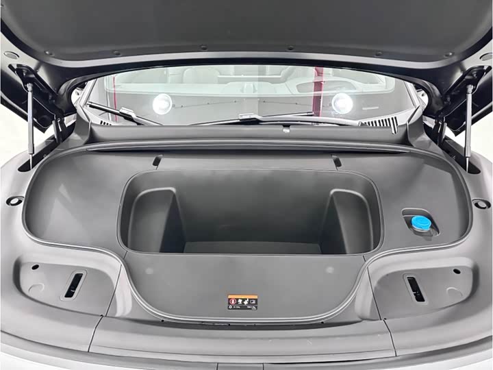 Фото 7 - Zeekr 7X