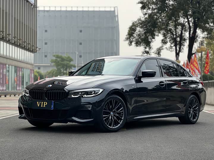 Фото 1 - BMW 3 Series