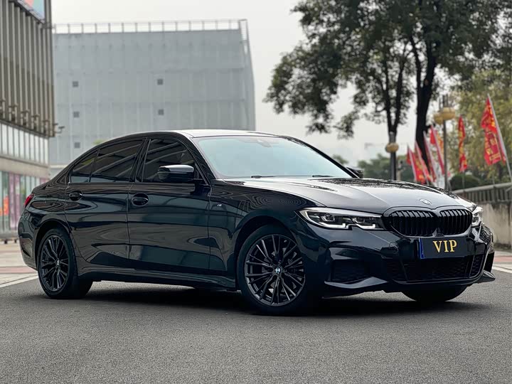 Фото 3 - BMW 3 Series