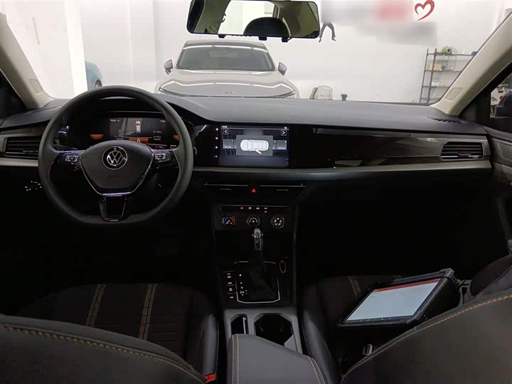 Фото 10 - Volkswagen Lavida