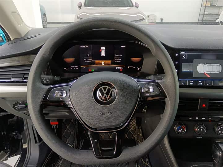 Фото 11 - Volkswagen Lavida