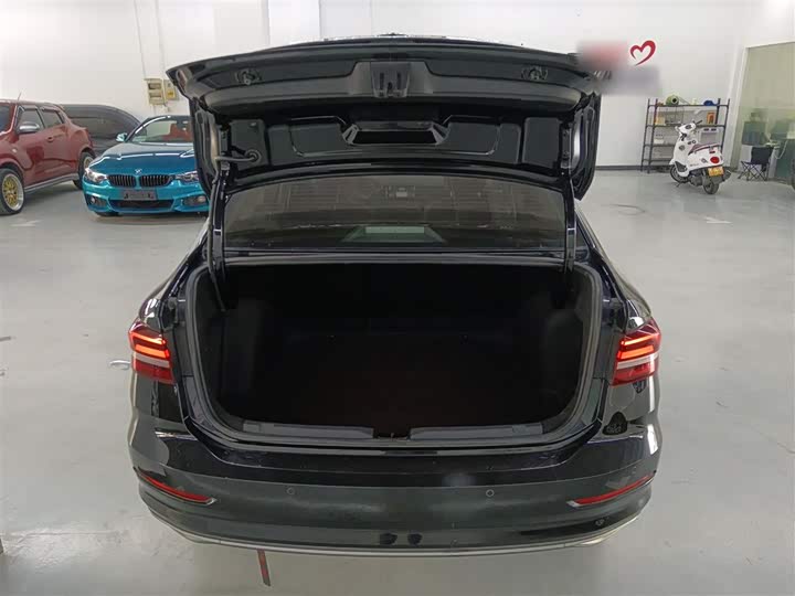 Фото 19 - Volkswagen Lavida