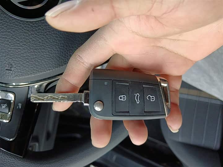 Фото 9 - Volkswagen Lavida