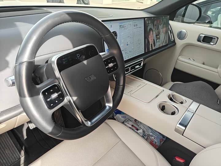 Фото 6 - LiXiang L9