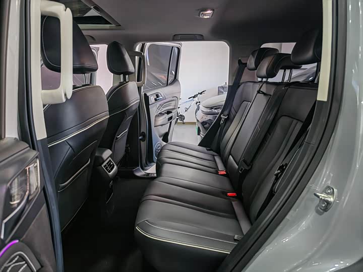 Фото 18 - Tank 300