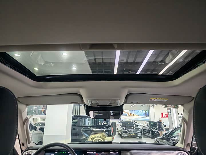 Фото 23 - Tank 300