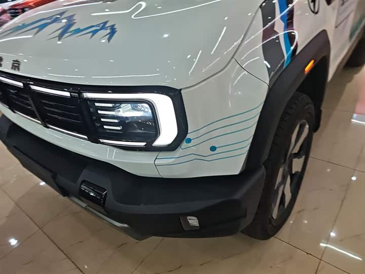 Фото 24 - BAIC Beijing BJ40 Hybrid