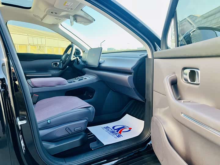 Фото 10 - Leapmotor C16