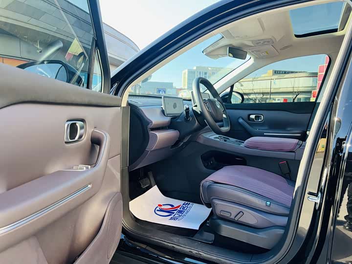 Фото 13 - Leapmotor C16