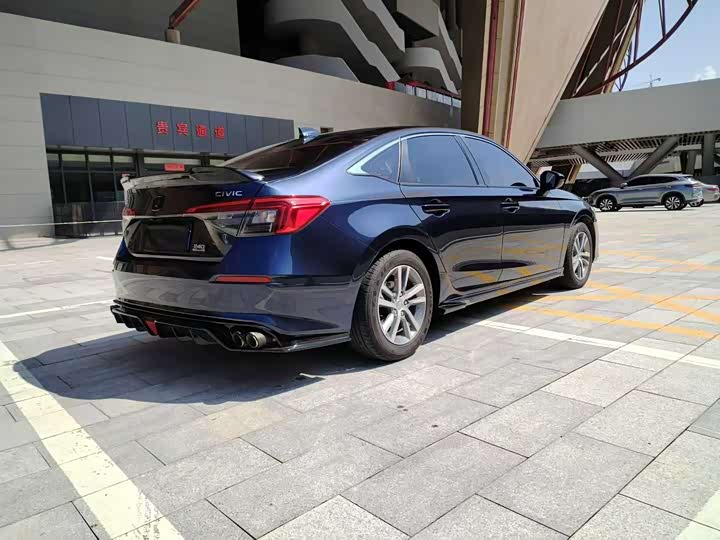 Фото 6 - Honda Civic