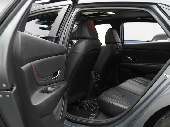 Фото 19 - Hyundai Elantra N line