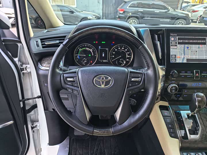 Фото 15 - Toyota Alphard