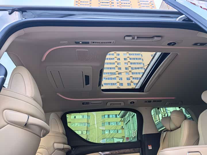 Фото 23 - Toyota Alphard