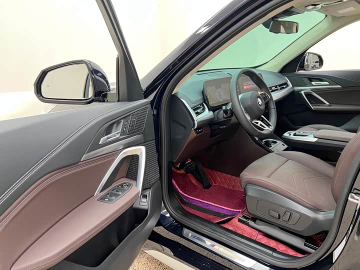 Фото 14 - BMW X1